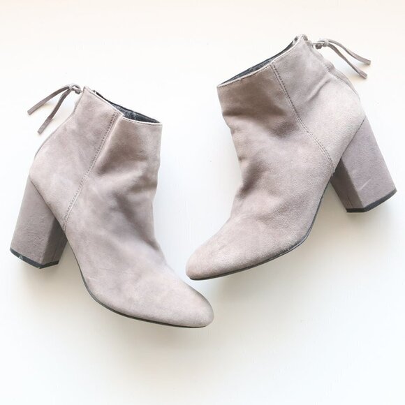 Steve Madden Cynthia Grey Suede Leather Block Heel Ankle Boots / Booties Size 9 - Picture 1 of 15
